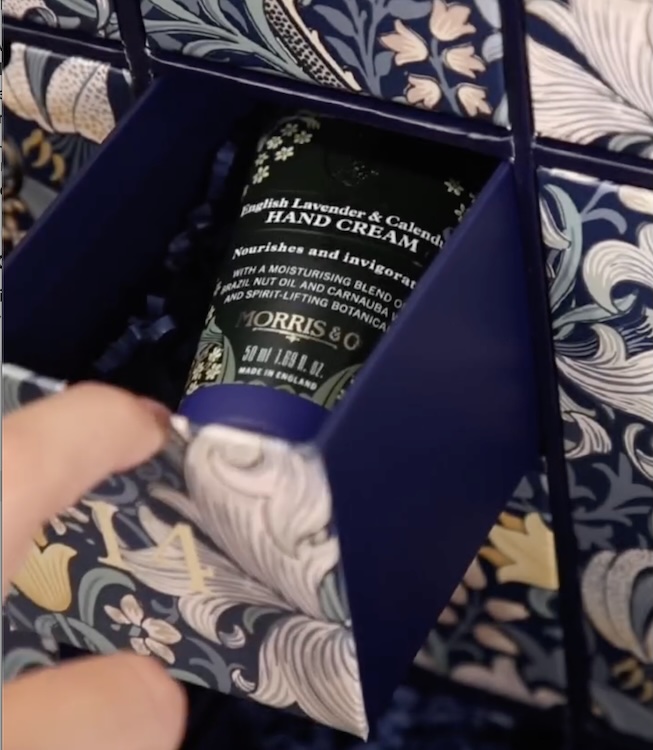 Neal’s Yard Remedies Natural & Organic Remedies Advent Calendar 2025 - Image 4