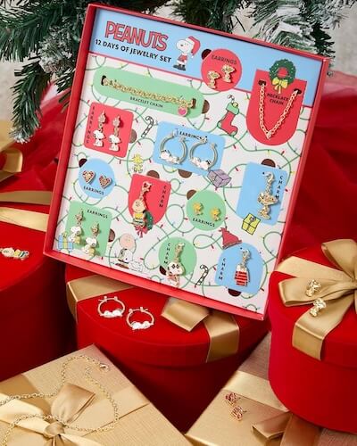 Peanuts Snoopy Advent Calendar 12-Piece Jewelry Set